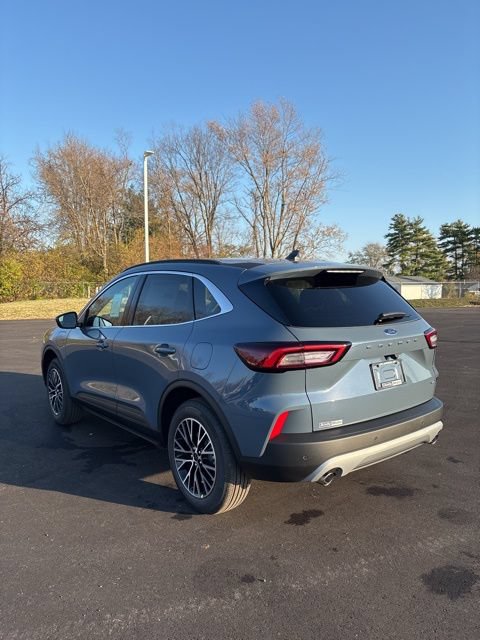 New 2026 Ford Escape SE FWD image 7