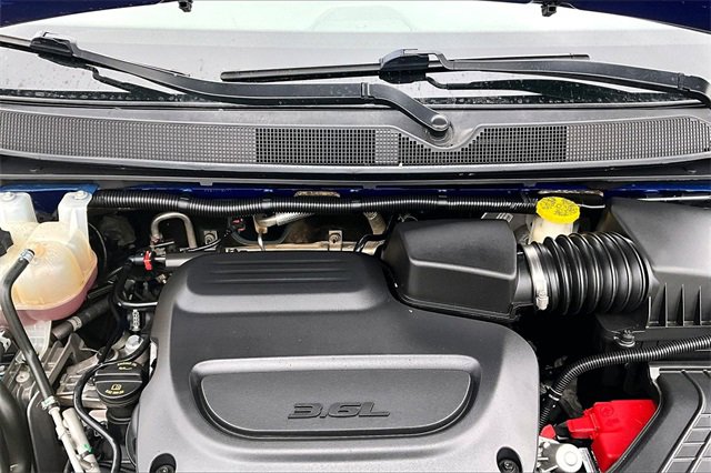 Used 2021 Chrysler Pacifica Touring-L image 30