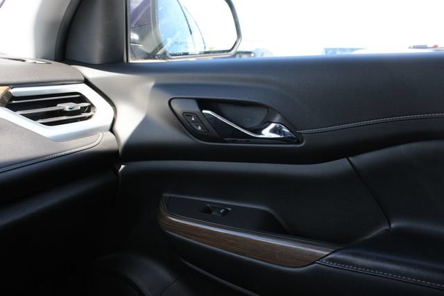 Used 2019 GMC Acadia SLE FWD image 20