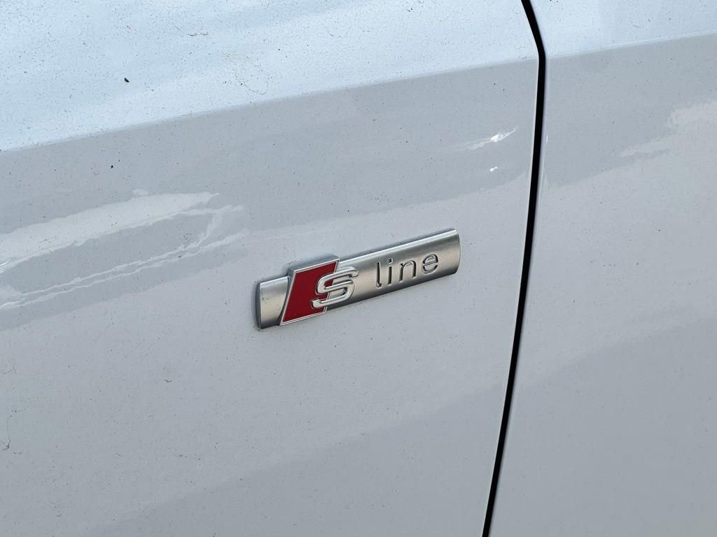 Used 2022 Audi Q3 2.0T Premium w/ Convenience Package image 23