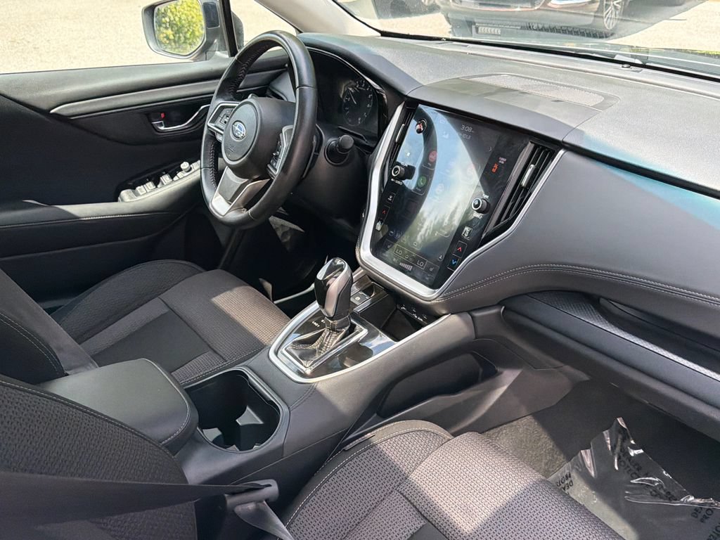 Used 2020 Subaru Outback Premium AWD/4WD image 11