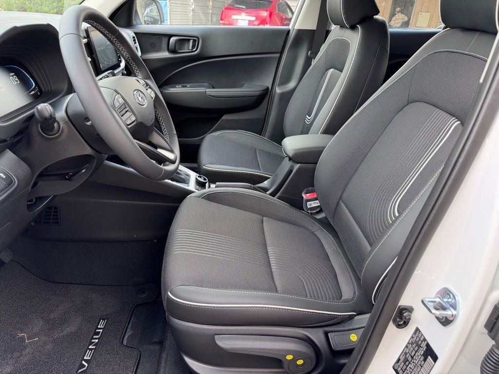 New 2026 Hyundai Venue SEL image 6