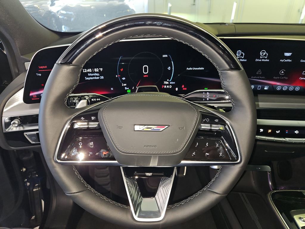 New 2026 Cadillac Lyriq V w/ LPO, Bronce Accent Package AWD/4WD image 32