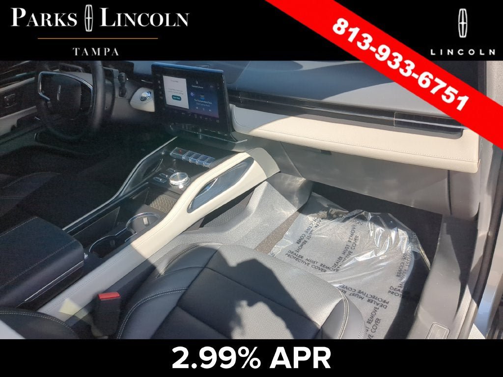 Certified 2024 Lincoln Nautilus Premier AWD/4WD image 10