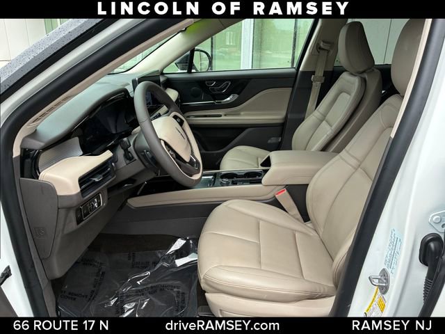 Used 2023 Lincoln Corsair AWD image 11