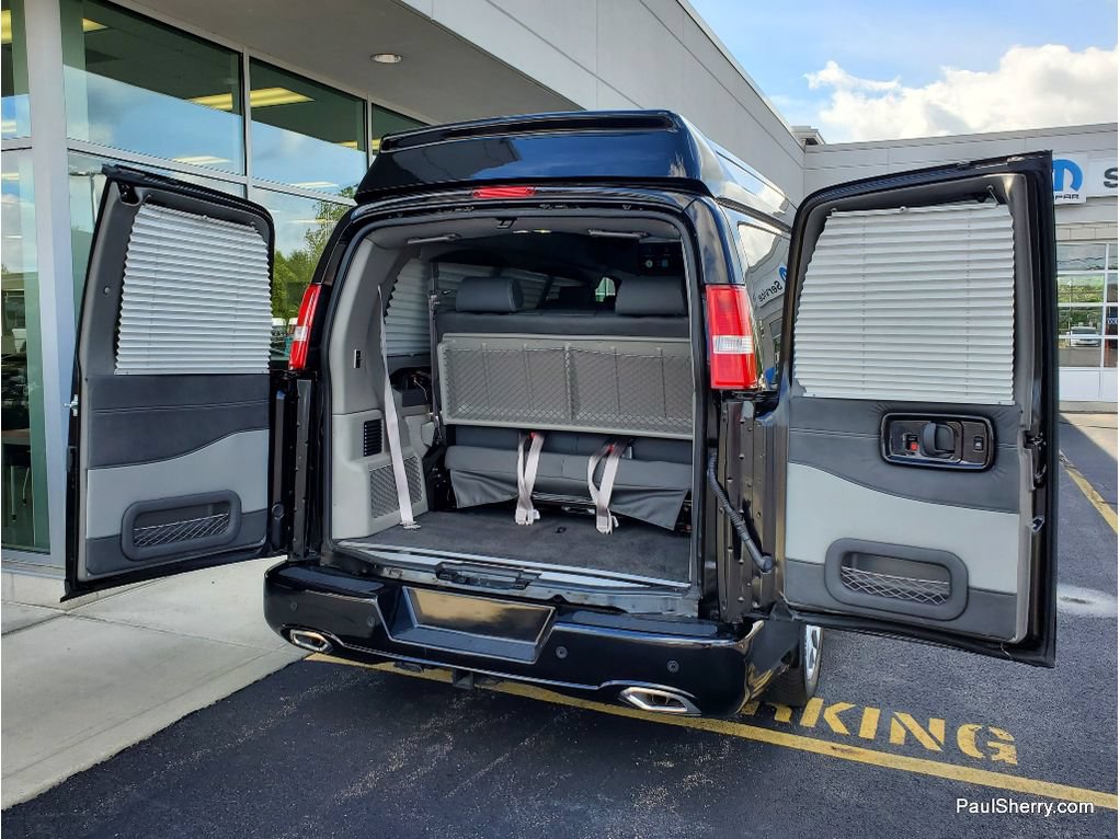 Used 2025 Chevrolet Express 2500 w/ Driver Convenience Package RWD image 20