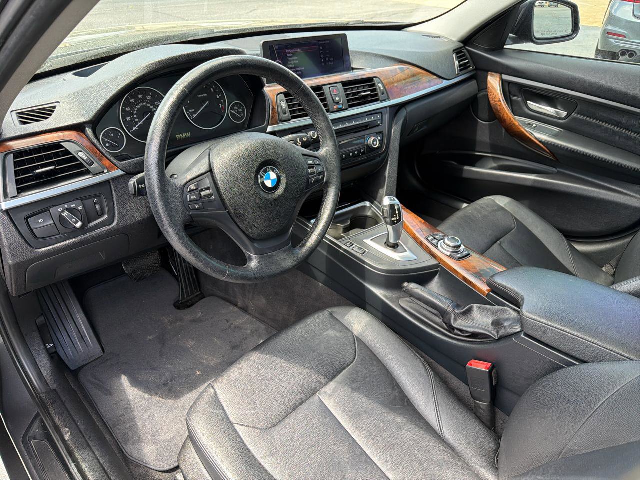 Used 2013 BMW 328i xDrive Sedan AWD/4WD image 23