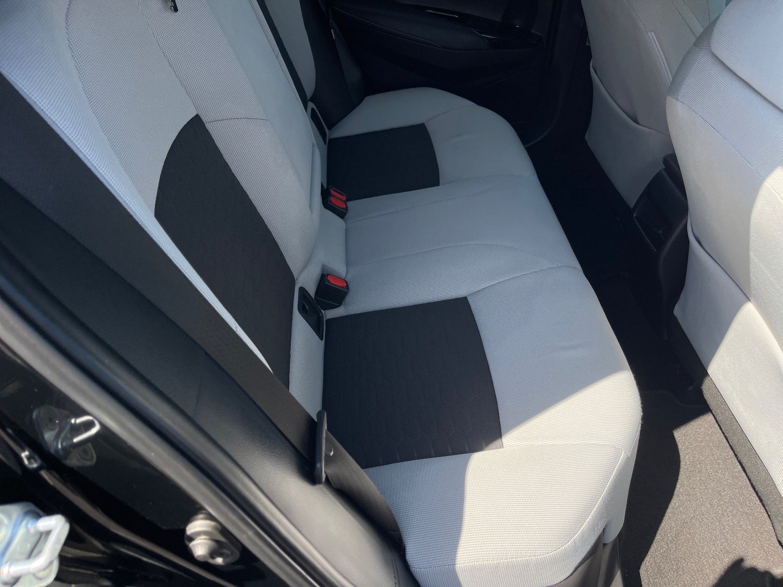 Used 2021 Toyota Corolla SE FWD image 18