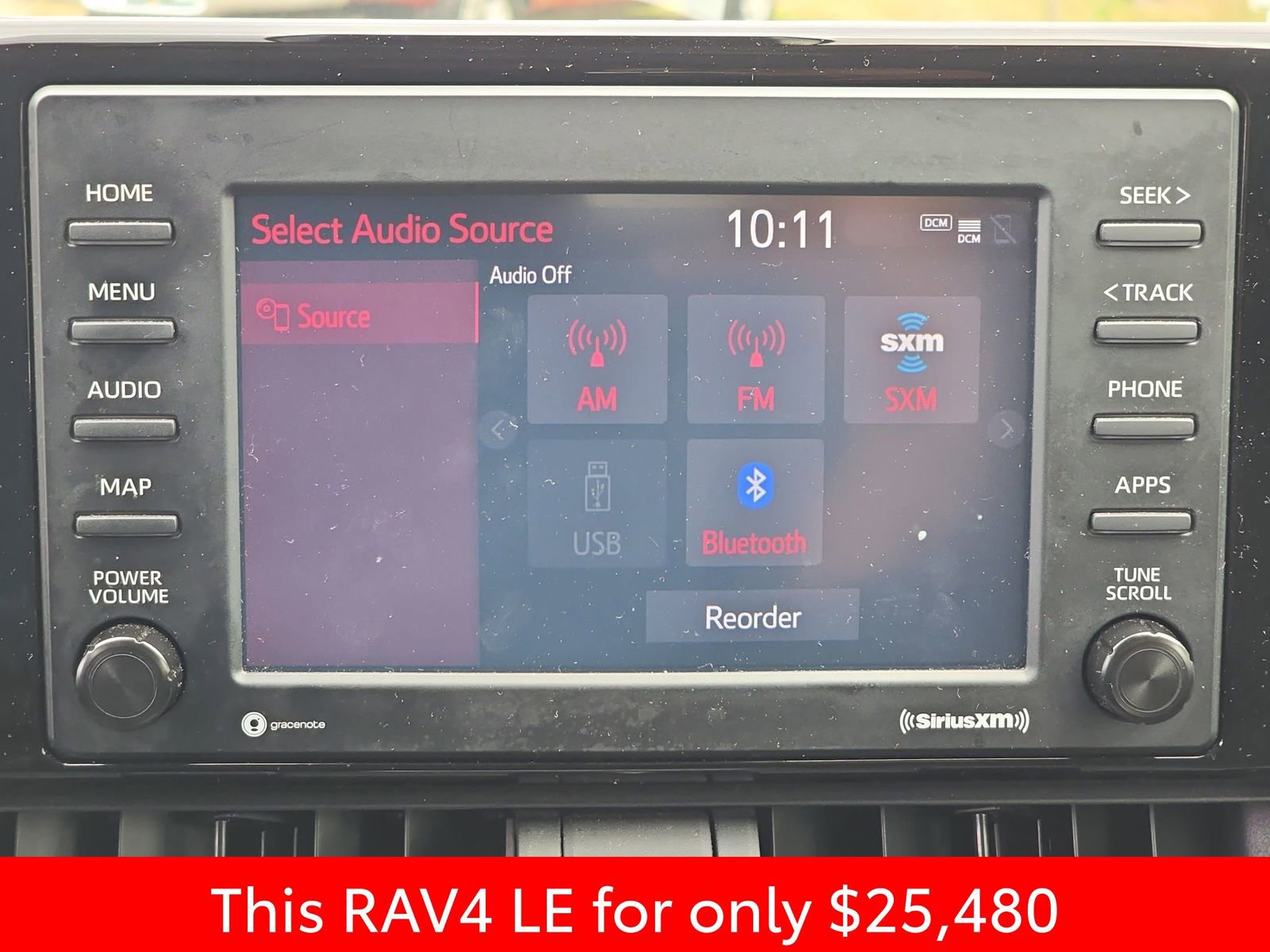 Used 2021 Toyota RAV4 LE image 28