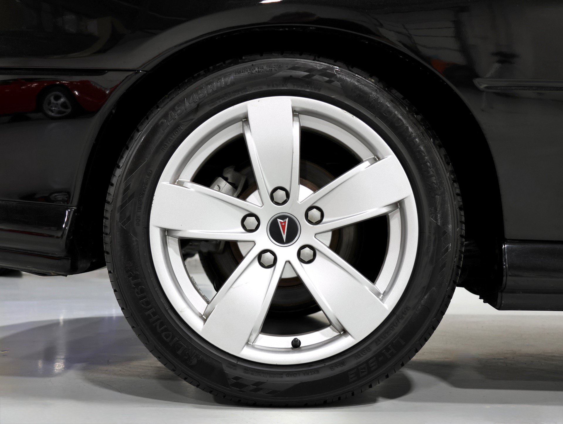 Used 2004 Pontiac GTO RWD image 46