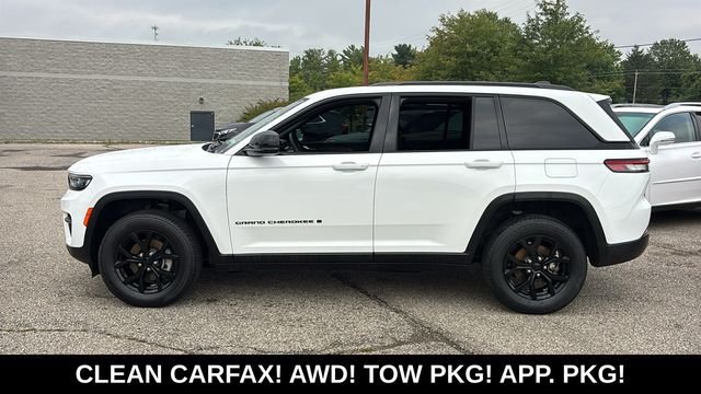 Used 2024 Jeep Grand Cherokee Altitude AWD/4WD image 4