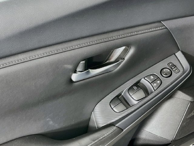Used 2025 Nissan Sentra SV w/ All-Weather Package FWD image 18
