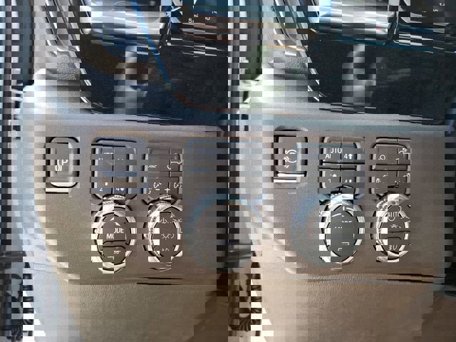 New 2026 GMC Sierra 1500 SLT w/ SLT Premium Plus Package image 33