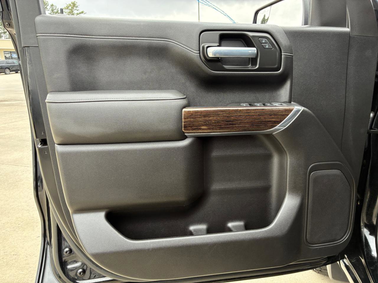 Used 2021 GMC Sierra 1500 SLE image 8