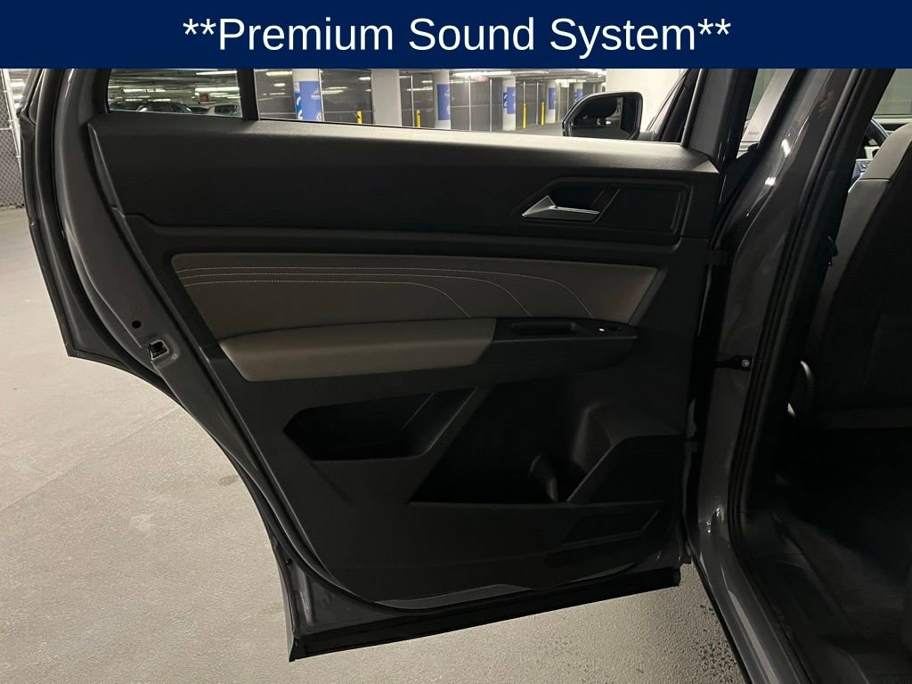 Used 2023 Volkswagen Atlas Cross Sport SEL R-Line image 21