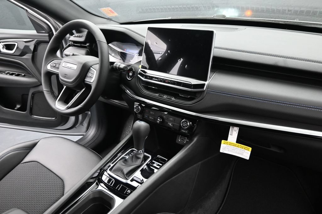 New 2026 Jeep Compass Latitude AWD/4WD image 24
