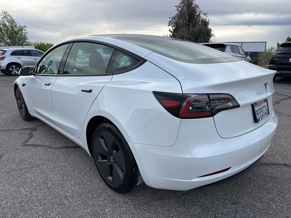 Used 2023 Tesla Model 3 Standard Range image 5