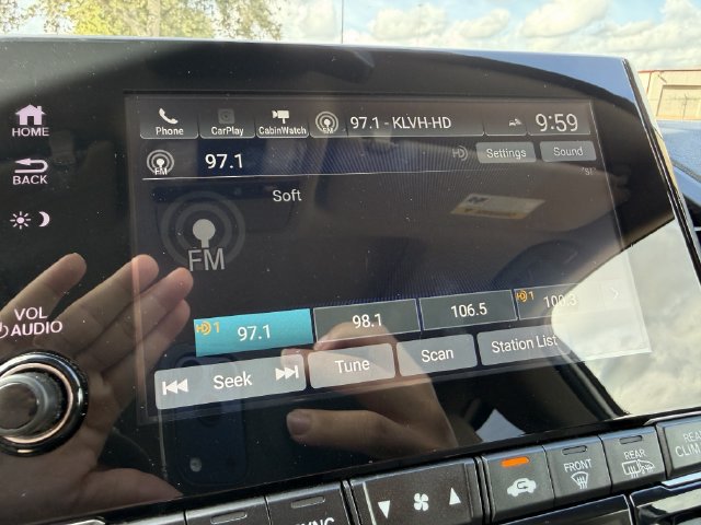 Used 2023 Honda Odyssey Touring image 19