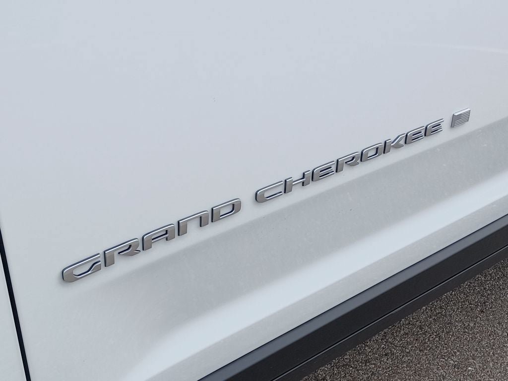 New 2026 Jeep Grand Cherokee L Limited AWD/4WD image 28