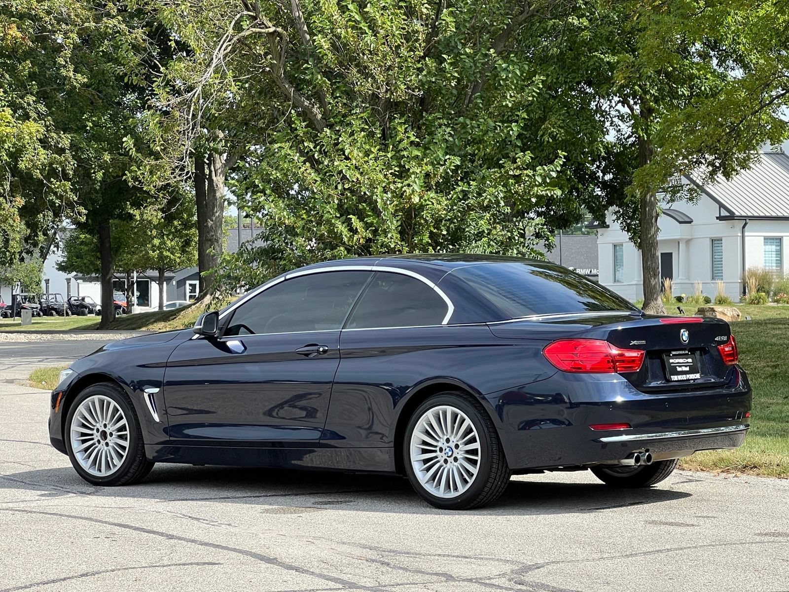 Used 2015 BMW 428i xDrive Convertible AWD/4WD image 3