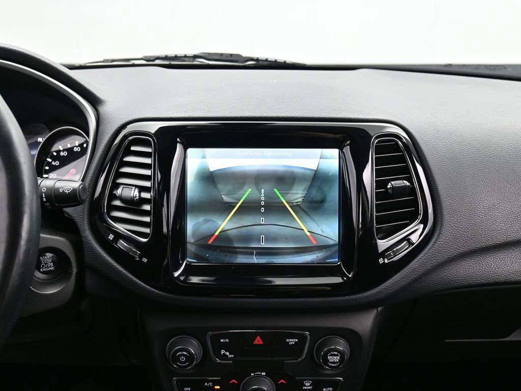 Used 2018 Jeep Compass Limited w/ Navigation Group AWD/4WD image 45