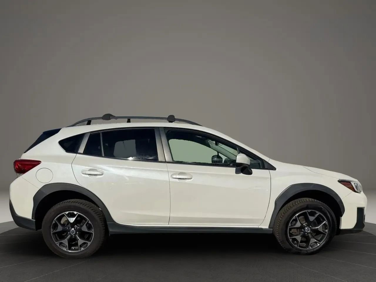 Used 2018 Subaru Crosstrek 2.0i Premium w/ Eyesight System image 4