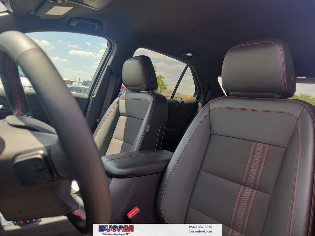 Used 2024 Chevrolet Equinox RS FWD image 17