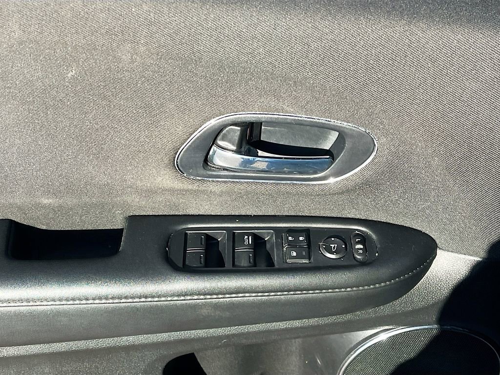 Used 2022 Honda HR-V EX image 17