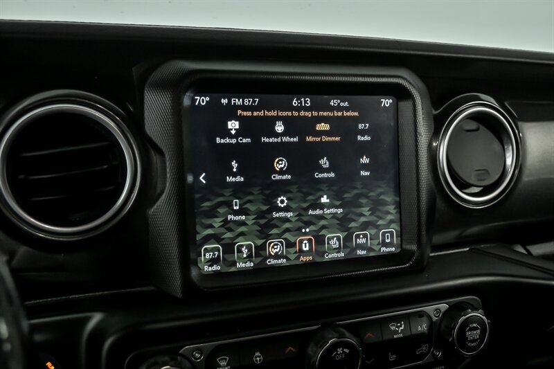 Used 2019 Jeep Wrangler Unlimited Sahara AWD/4WD image 28