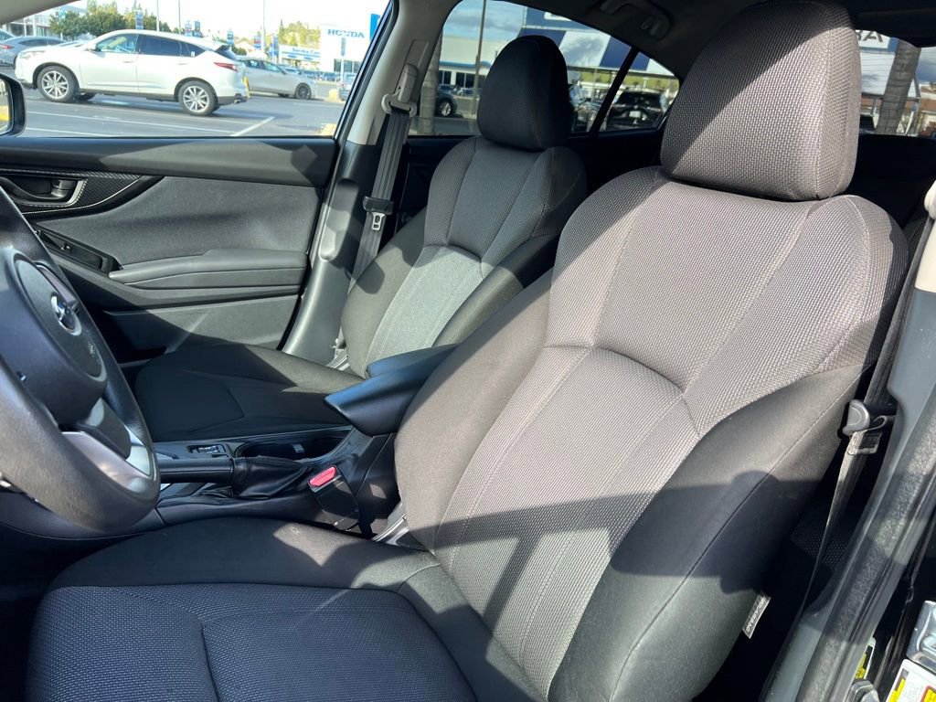 Used 2017 Subaru Impreza 2.0i Premium w/ BSD & Rcta/SRF/Eyesight image 16