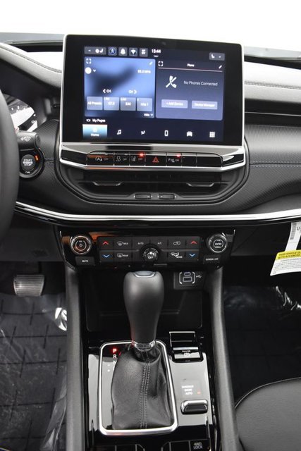 New 2026 Jeep Compass Limited AWD/4WD image 11