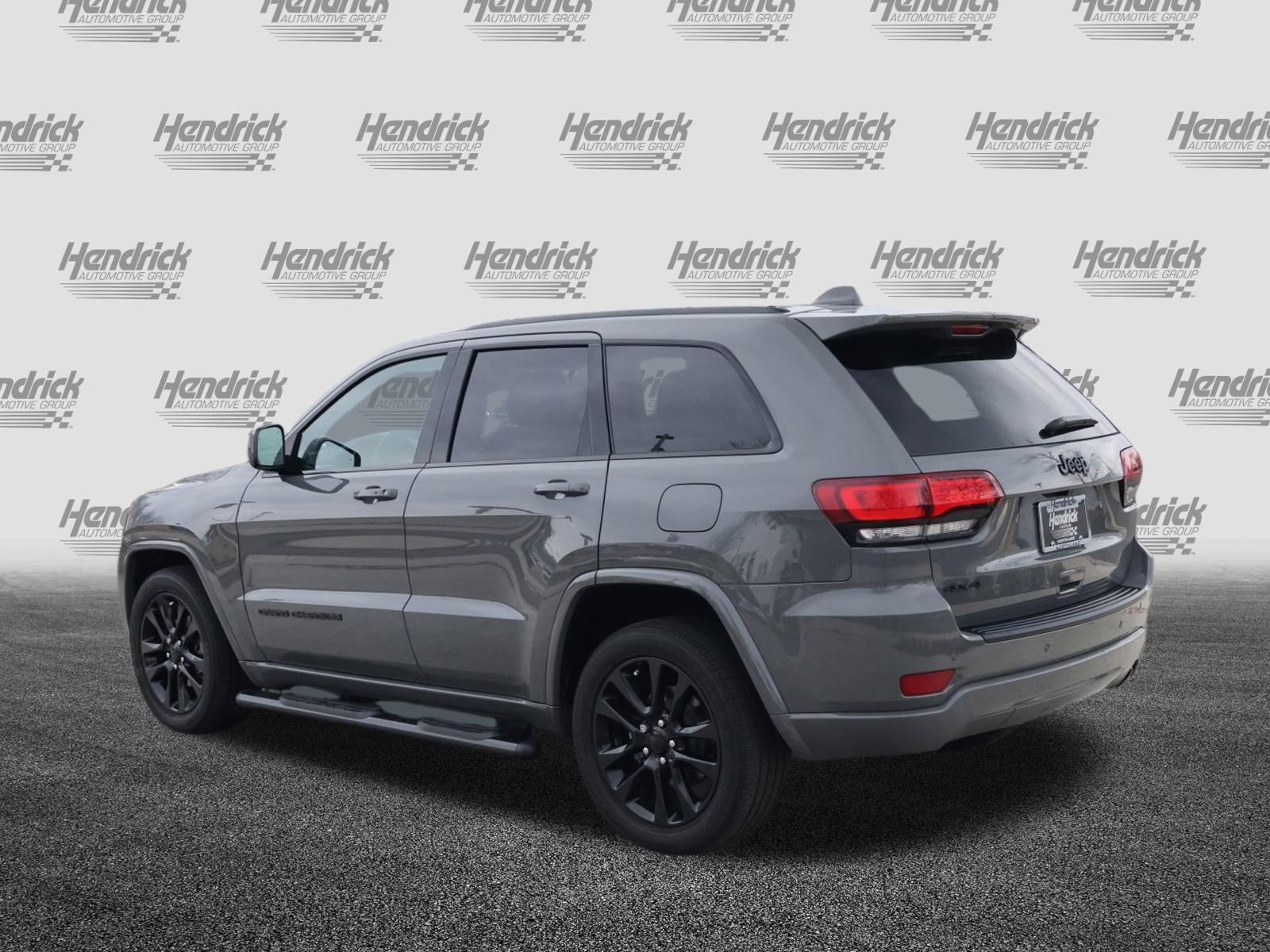 Used 2019 Jeep Grand Cherokee Altitude image 7