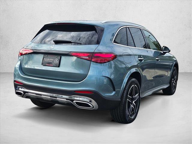 New 2026 Mercedes-Benz GLC 300 image 2