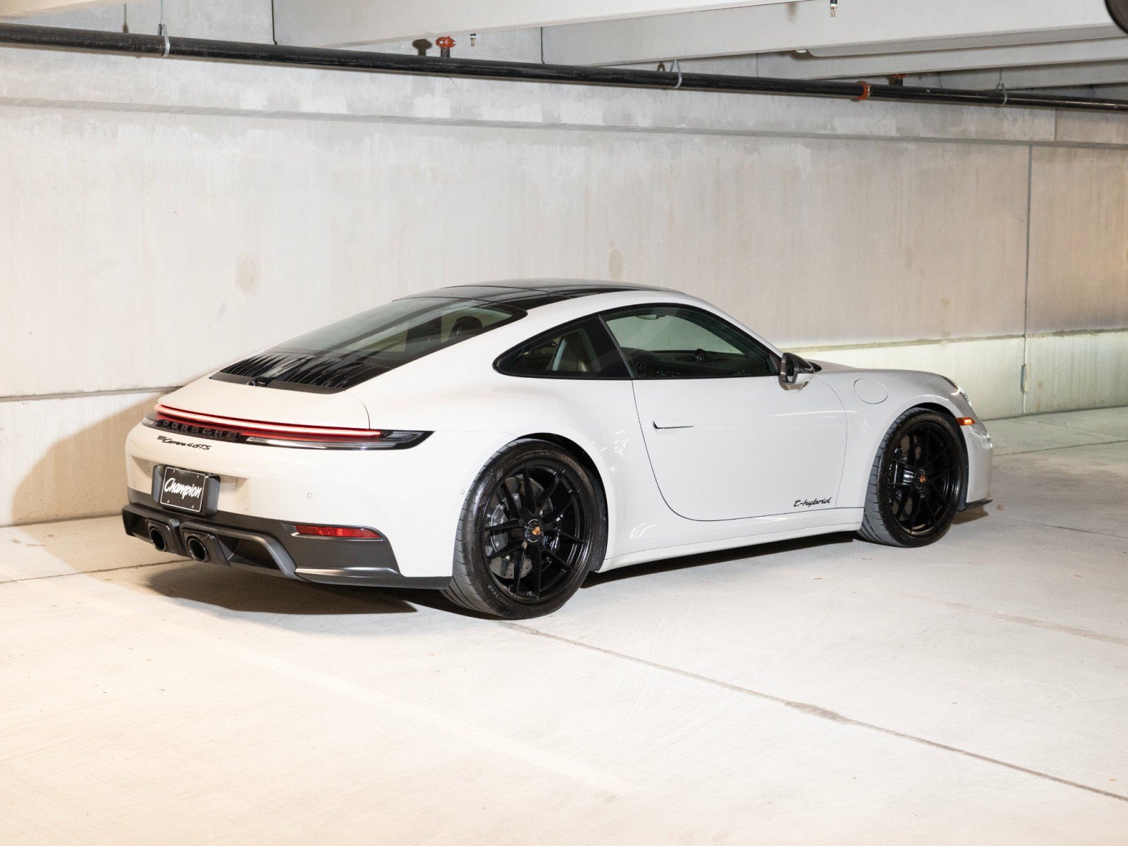 Certified 2025 Porsche 911 Carrera GTS RWD image 9