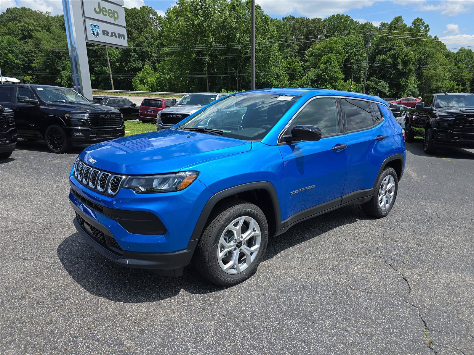 New 2025 Jeep Compass Sport AWD/4WD image 5