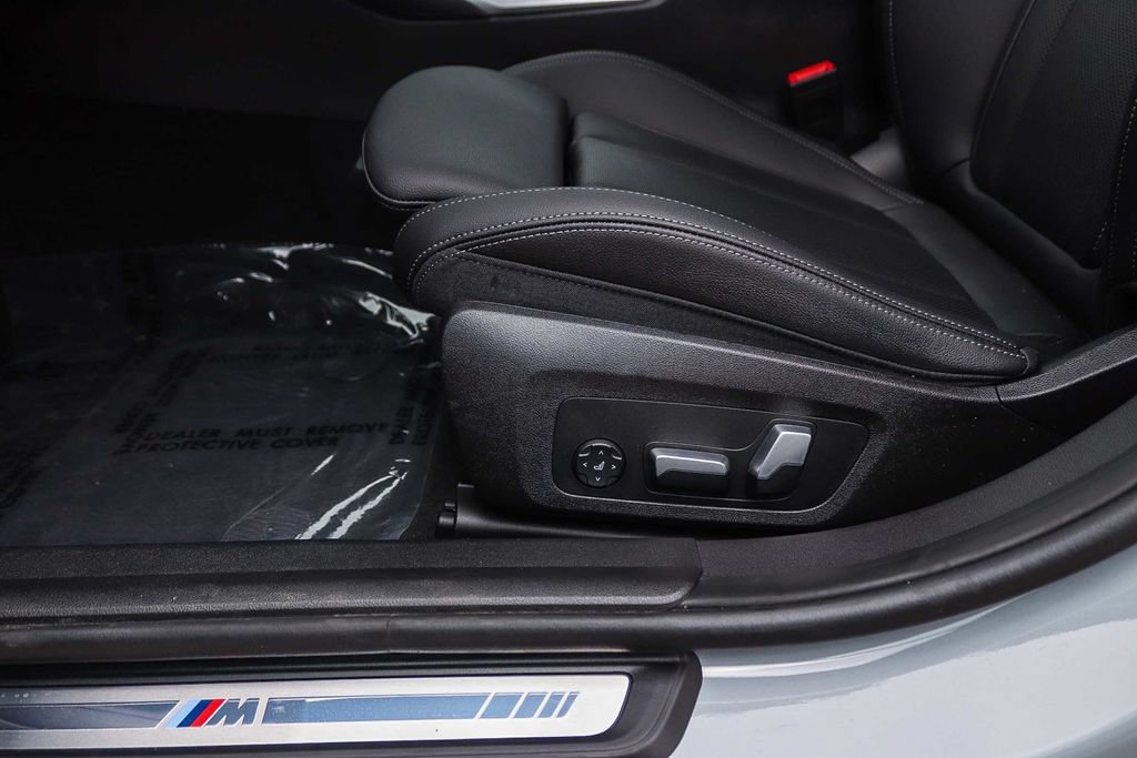 Used 2023 BMW 330i Sedan w/ M Sport Package RWD image 21