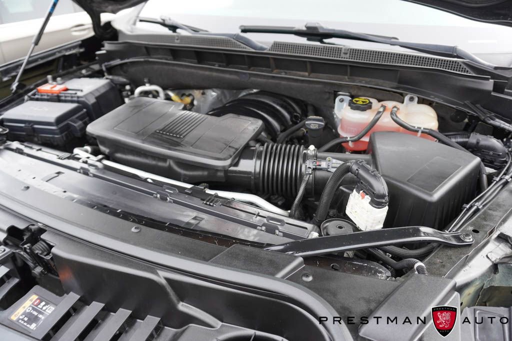 Used 2024 Chevrolet Suburban Z71 image 46