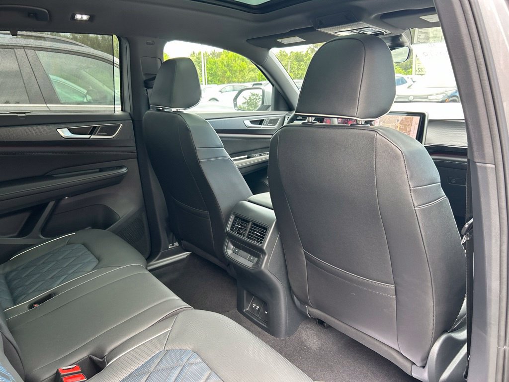 New 2026 Volkswagen Atlas Cross Sport SEL Premium R-Line AWD/4WD image 49