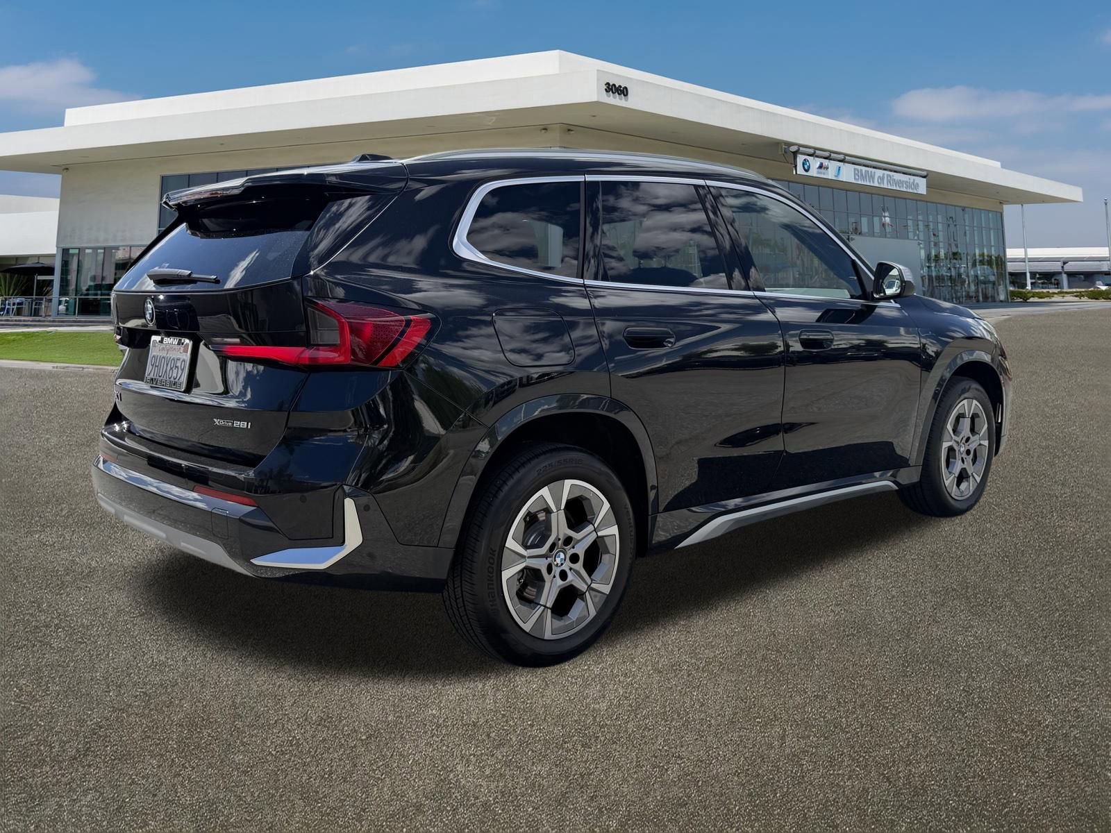 Certified 2023 BMW X1 xDrive28i w/ Convenience Package image 11