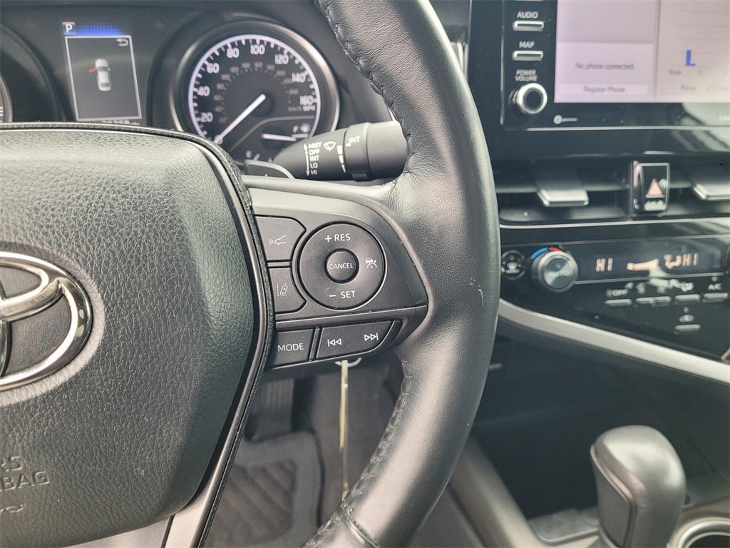 Used 2020 Toyota Camry SE image 22