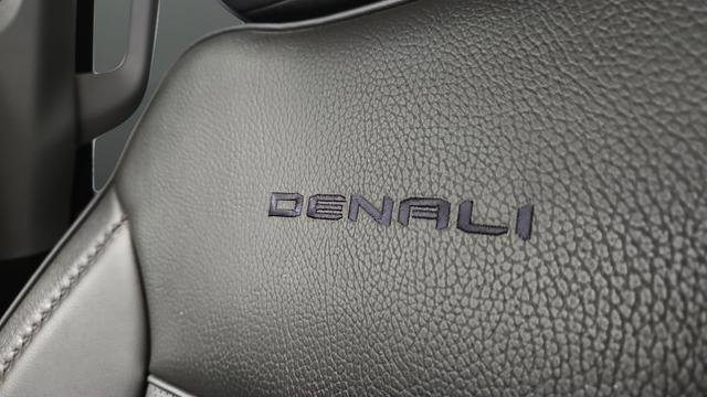 Used 2023 GMC Sierra 1500 Denali w/ Denali Reserve Package AWD/4WD image 34