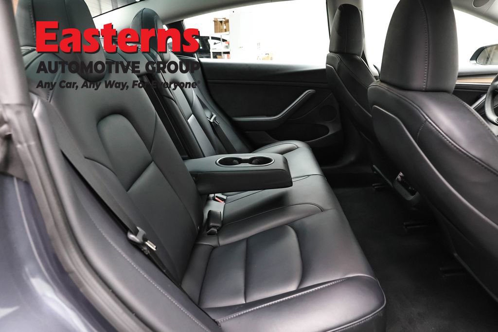 Used 2023 Tesla Model 3 Standard Range image 18