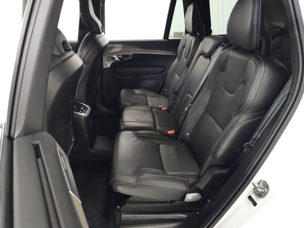 Certified 2023 Volvo XC90 T8 Ultimate w/ Lounge Package AWD/4WD image 39