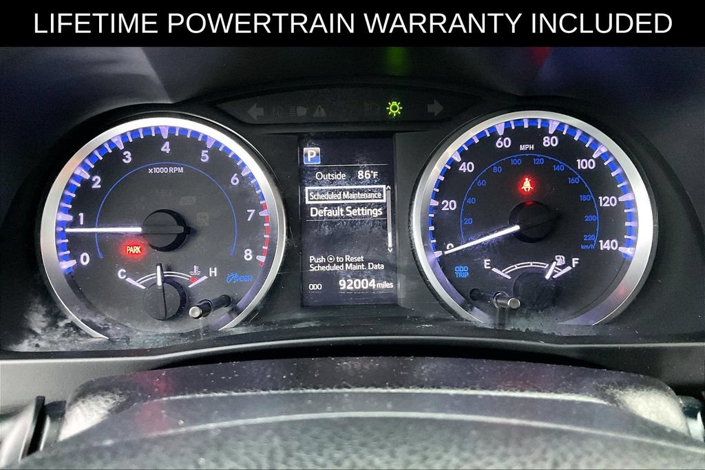 Used 2019 Toyota Highlander LE FWD image 30