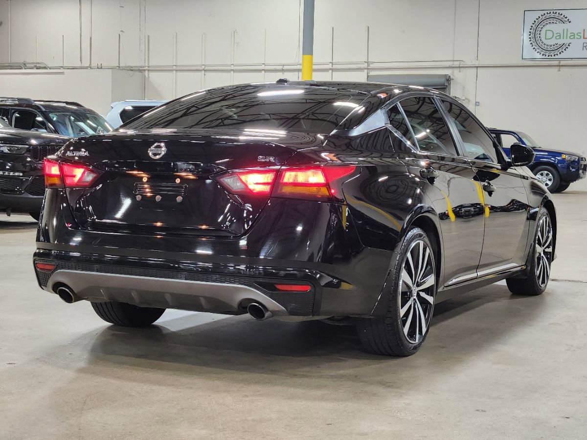 Used 2019 Nissan Altima 2.5 SR FWD image 8