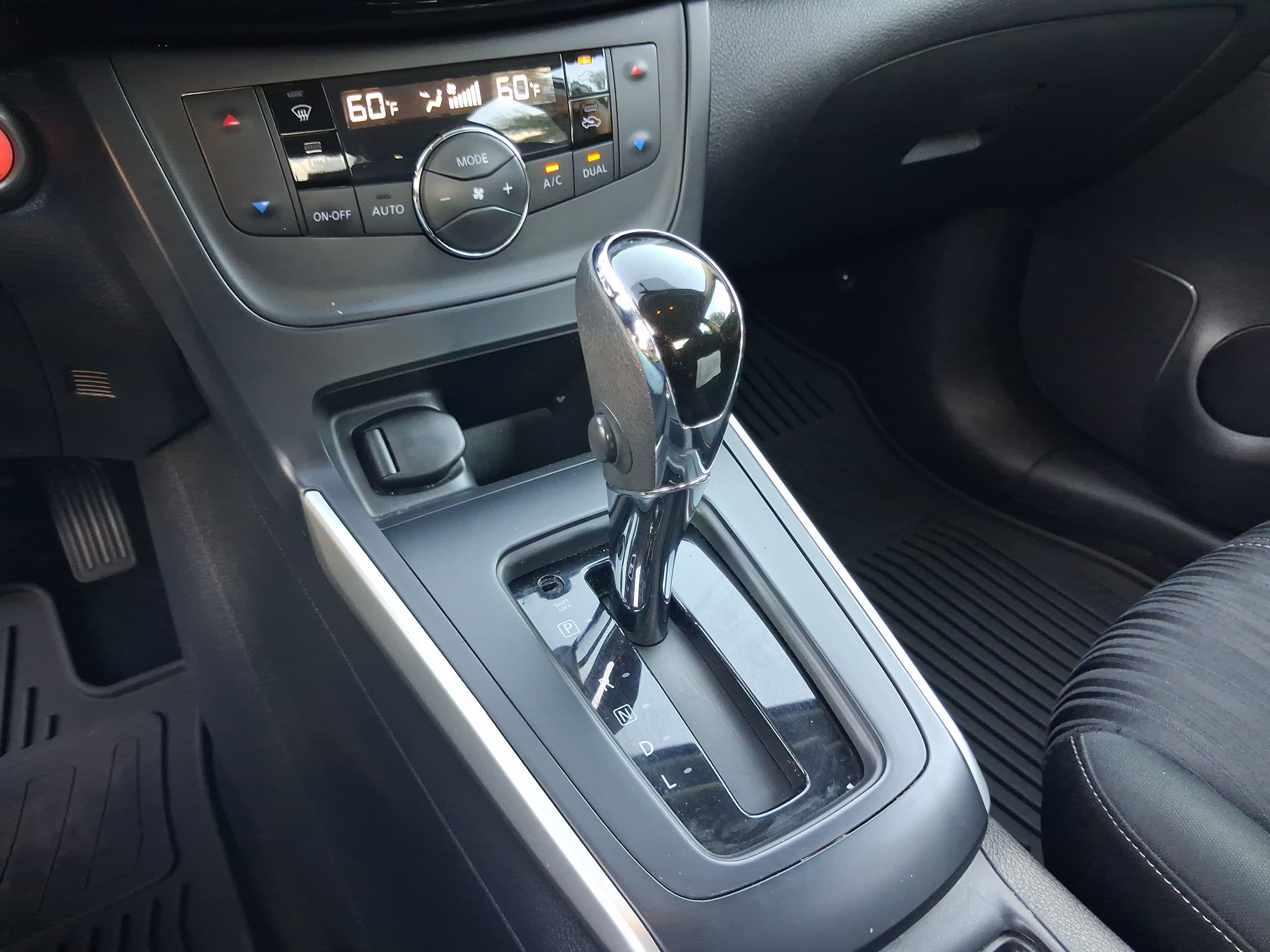 Used 2018 Nissan Sentra SV FWD image 20