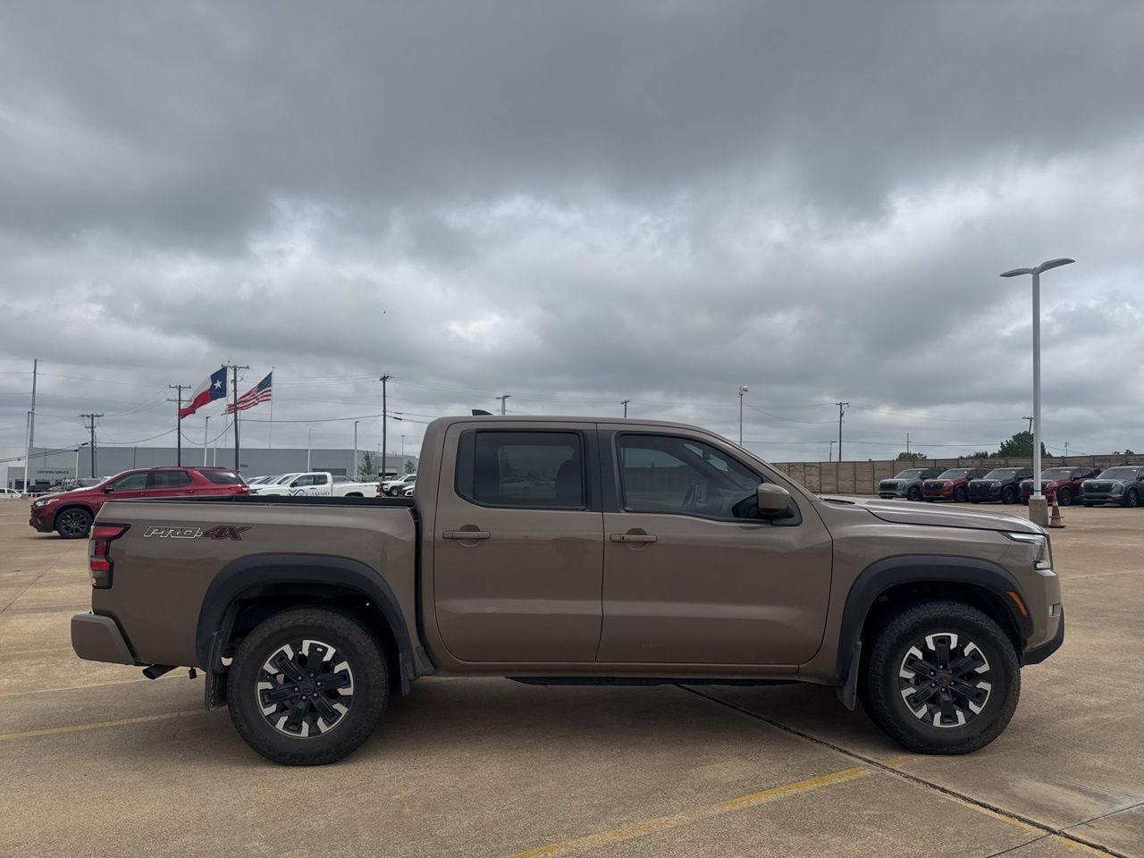Used 2024 Nissan Frontier PRO-4X w/ Technology Package AWD/4WD image 26