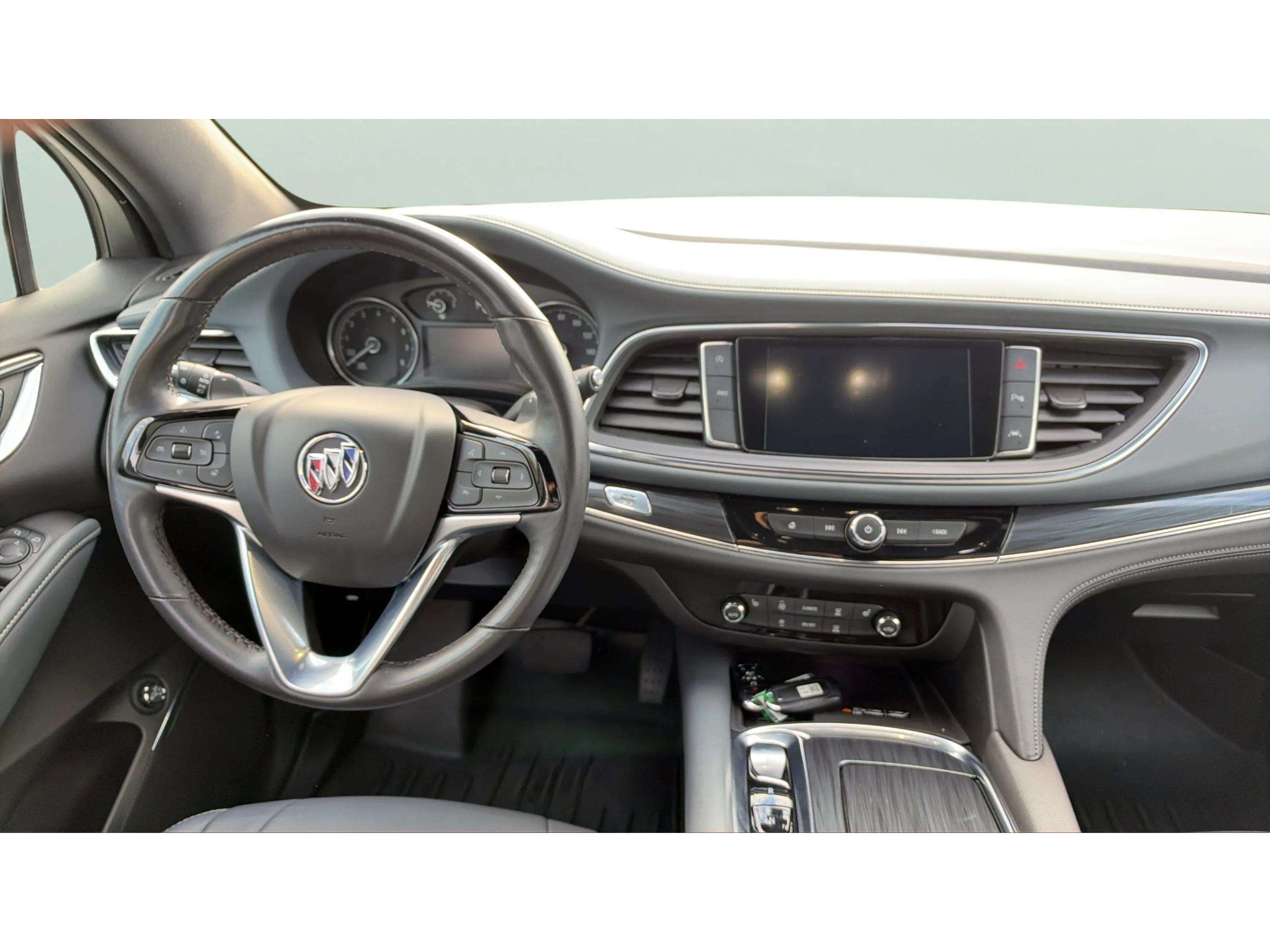 Used 2023 Buick Enclave Essence AWD/4WD image 16