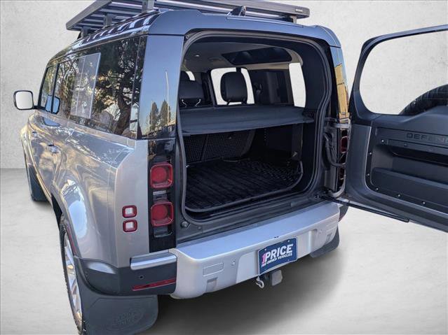 Used 2021 Land Rover Defender 110 SE image 6