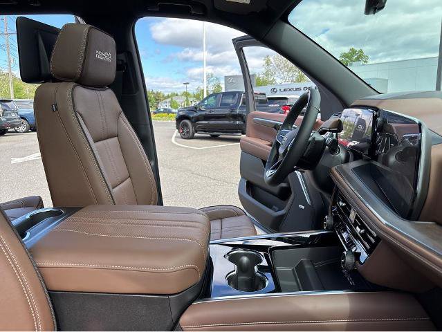 New 2026 Chevrolet Tahoe High Country AWD/4WD image 32